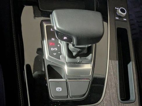 Used 2023 Audi Q5 2.0T Premium Plus w/ Premium Plus Package image 12