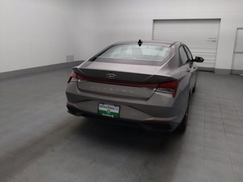 Used 2023 Hyundai Elantra SEL w/ Convenience Package FWD image 7