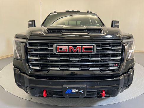 Used 2025 GMC Sierra 2500 AT4 w/ AT4 Premium Plus Package image 6