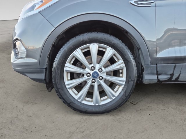 Used 2019 Ford Escape SEL AWD/4WD image 9