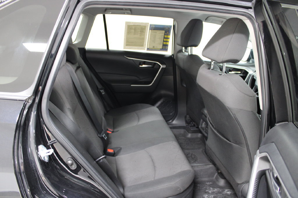 Used 2024 Toyota RAV4 AWD Hybrid image 29
