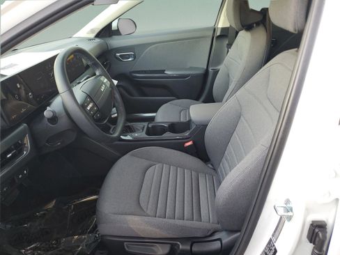 New 2025 Kia K4 EX FWD image 22