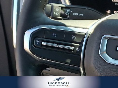 Used 2024 GMC Canyon Denali image 7