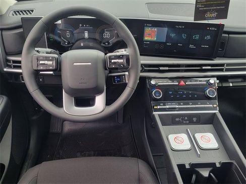New 2026 Hyundai Santa Fe SE image 4