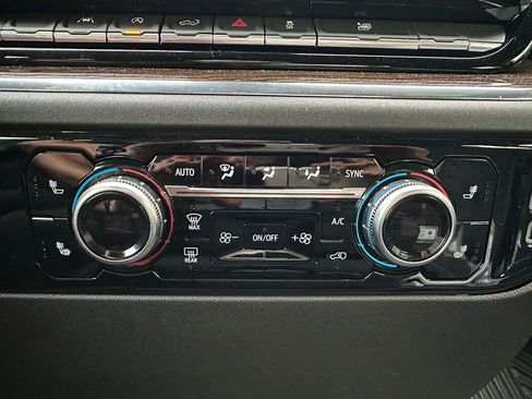 Used 2023 GMC Sierra 1500 Elevation image 7