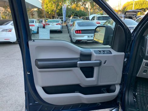 Used 2015 Ford F150 XLT w/ Equipment Group 302A Luxury image 21