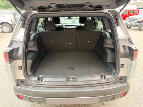 New 2026 Jeep Cherokee Laredo AWD/4WD image 30