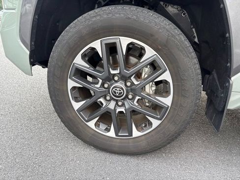 Used 2024 Toyota Tundra Limited AWD/4WD image 13