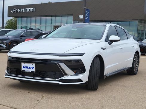 New 2026 Hyundai Sonata SEL FWD image 2