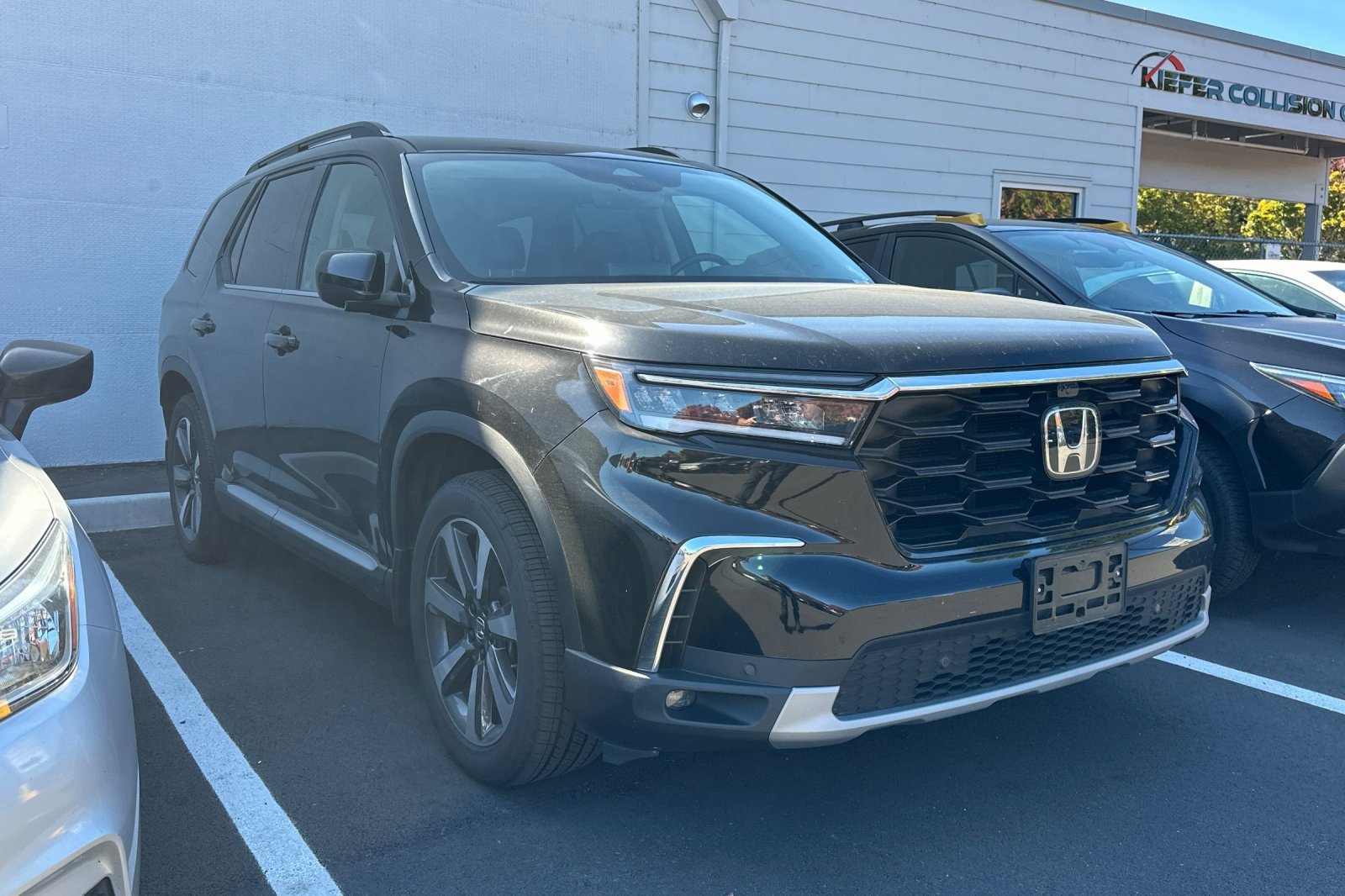 Used 2024 Honda Pilot Elite image 2