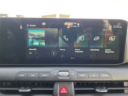 New 2025 Kia K4 LXS image 19