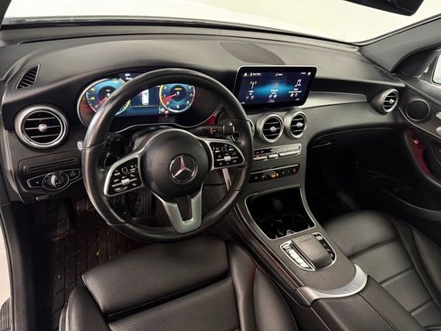 Used 2022 Mercedes-Benz GLC 300 4MATIC image 12