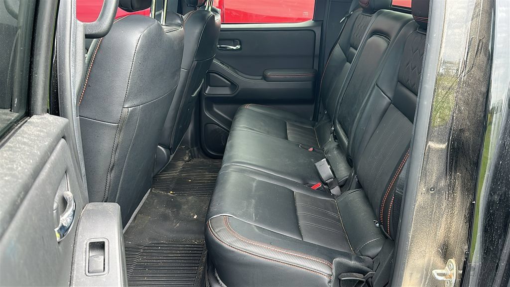 Used 2023 Nissan Frontier PRO-4X w/ Pro-4X Premium Package AWD/4WD image 11