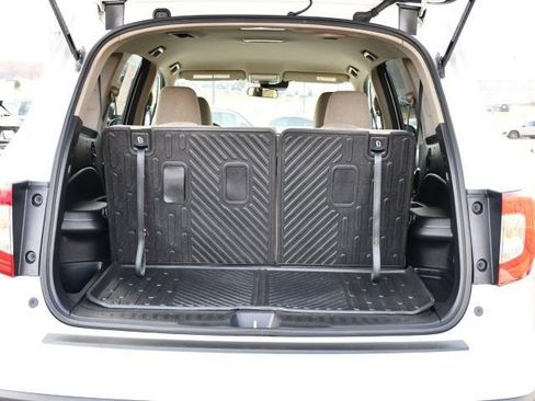 Used 2020 Honda Pilot EX image 40