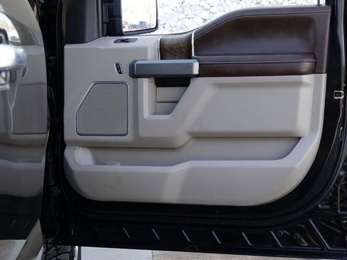 Used 2019 Ford F150 Limited w/ Trailer Tow Package image 34