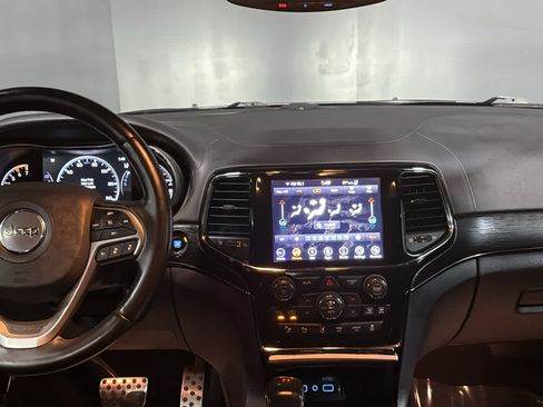 Used 2020 Jeep Grand Cherokee High Altitude AWD/4WD image 29