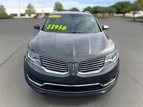 Used 2018 Lincoln MKX Reserve w/ Driver Assistance Package image 2