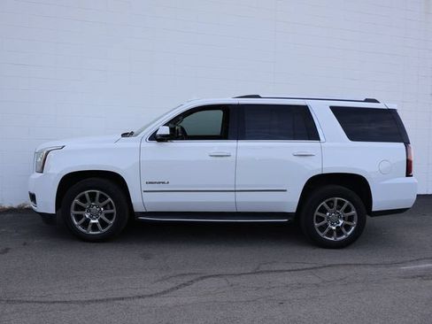 Used 2017 GMC Yukon Denali w/ Open Road Package AWD/4WD image 4