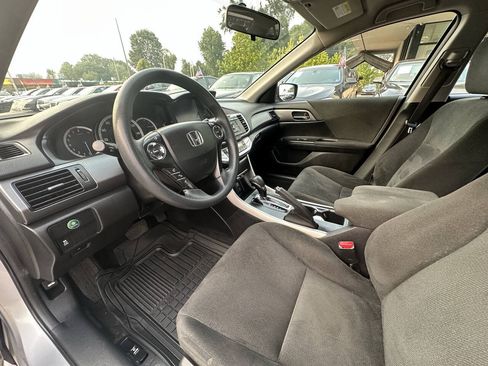 Used 2013 Honda Accord LX image 9