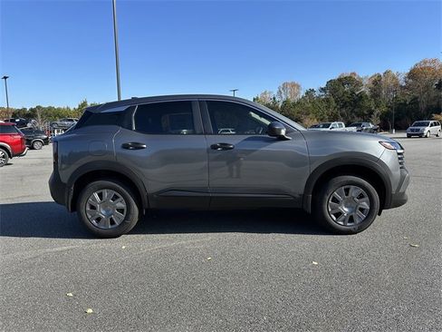 New 2026 Nissan Kicks S image 10