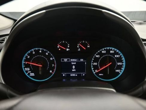 Used 2022 Chevrolet Malibu LT FWD image 9