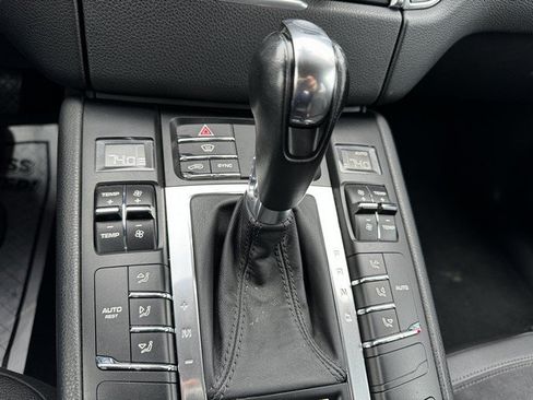 Used 2015 Porsche Macan S AWD/4WD image 40
