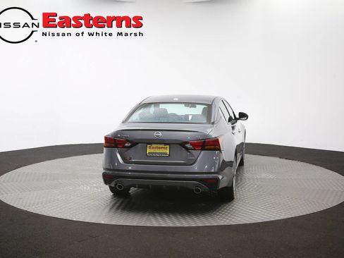 Used 2024 Nissan Altima 2.5 SL AWD/4WD image 38