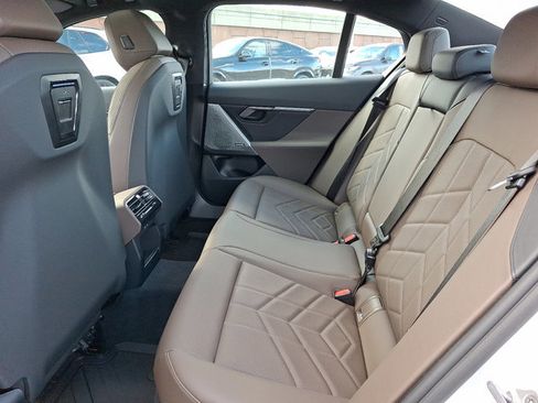 Certified 2025 BMW 530i xDrive w/ Premium Package image 10