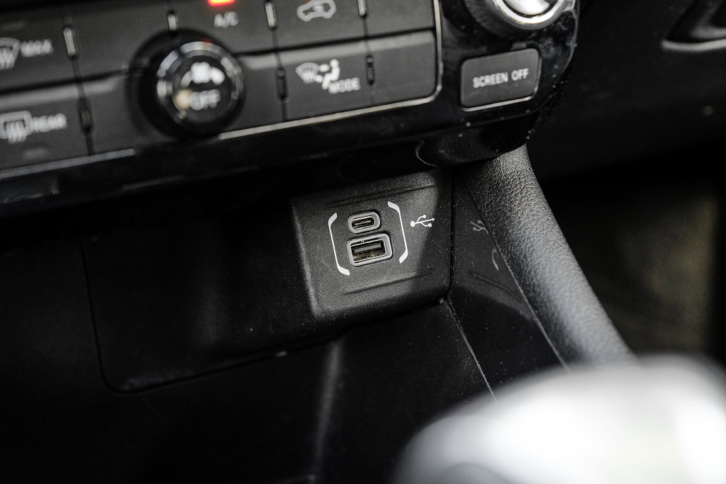 Used 2022 Jeep Compass Latitude AWD/4WD image 40