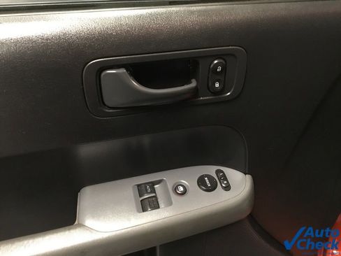 Used 2005 Honda Element LX image 19