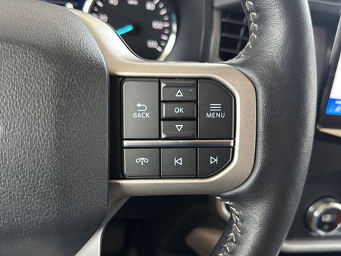 Used 2022 Ford Expedition XLT AWD/4WD image 35