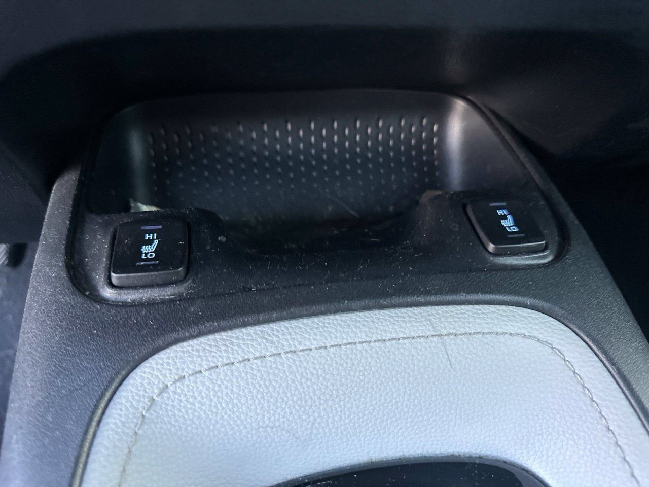 Used 2022 Toyota Corolla XSE FWD image 24