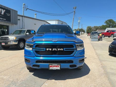 Used 2022 RAM 1500 Laramie w/ Sport Appearance Package AWD/4WD image 3