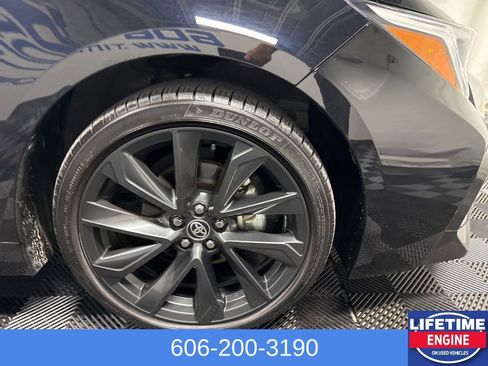 Used 2024 Toyota Corolla SE image 4