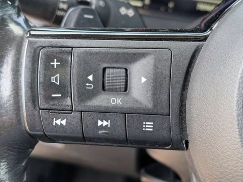 Used 2021 Nissan Rogue Platinum AWD/4WD image 19