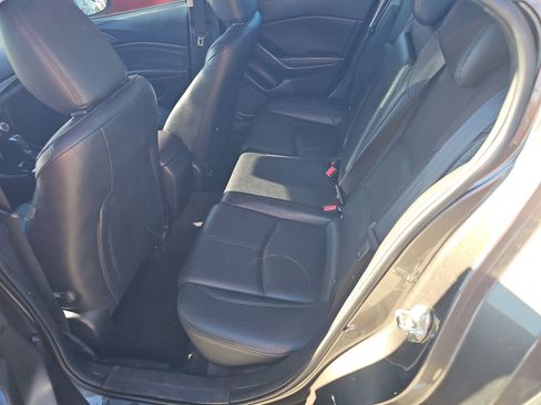 Used 2018 MAZDA MAZDA3 Grand Touring image 41