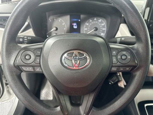 Used 2024 Toyota Corolla LE FWD image 18