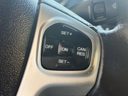 Used 2013 Ford Fiesta Titanium FWD image 14