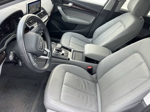 Used 2019 Audi Q5 2.0T Premium Plus w/ Premium Plus Package AWD/4WD image 31