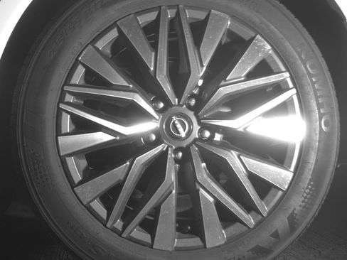 Used 2025 Nissan Altima 2.5 SV FWD image 14