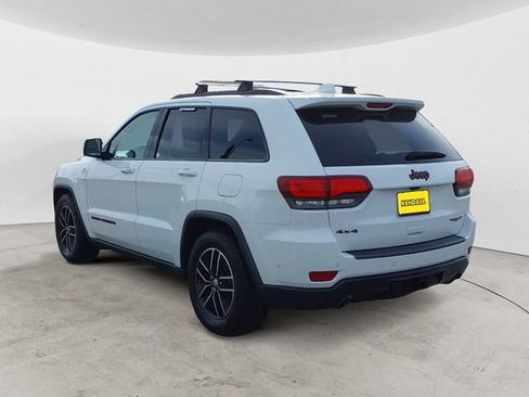 Used 2017 Jeep Grand Cherokee Trailhawk w/ Trailhawk Luxury Group AWD/4WD image 7