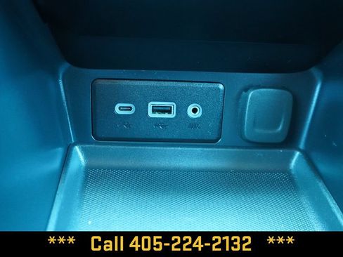 Used 2024 GMC Terrain SLE FWD image 37