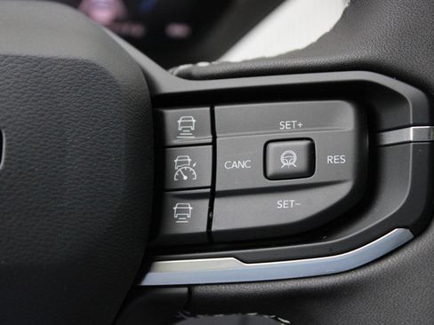 New 2026 Jeep Cherokee Overland AWD/4WD image 31