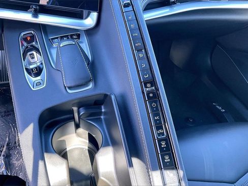 Used 2023 Chevrolet Corvette Stingray Preferred Conv w/ 2LT image 25