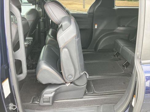 Certified 2021 Toyota Sienna XSE w/ XSE Plus Package image 25