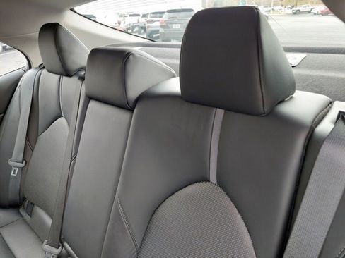 Used 2023 Toyota Camry XLE image 30