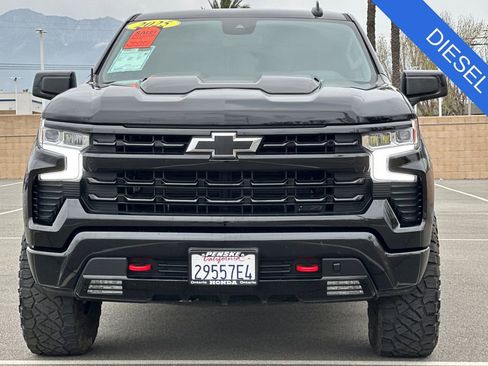 Used 2025 Chevrolet Silverado 1500 LT Trail Boss w/ LPO, Dark Essentials Package AWD/4WD image 9