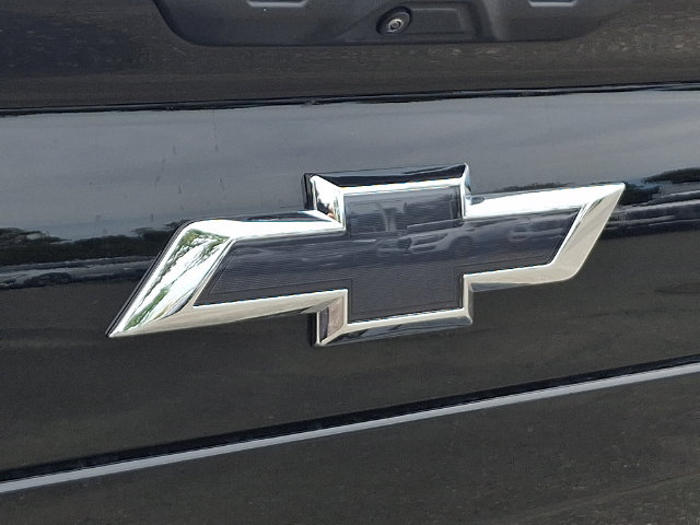 Used 2025 Chevrolet Silverado EV RST AWD/4WD image 32