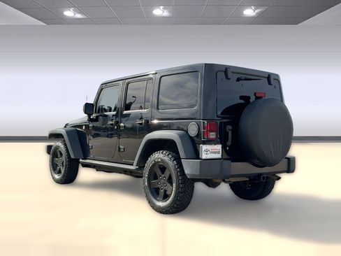 Used 2016 Jeep Wrangler Unlimited Sport image 3