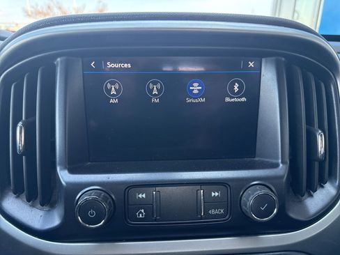 Used 2022 Chevrolet Colorado ZR2 AWD/4WD image 23